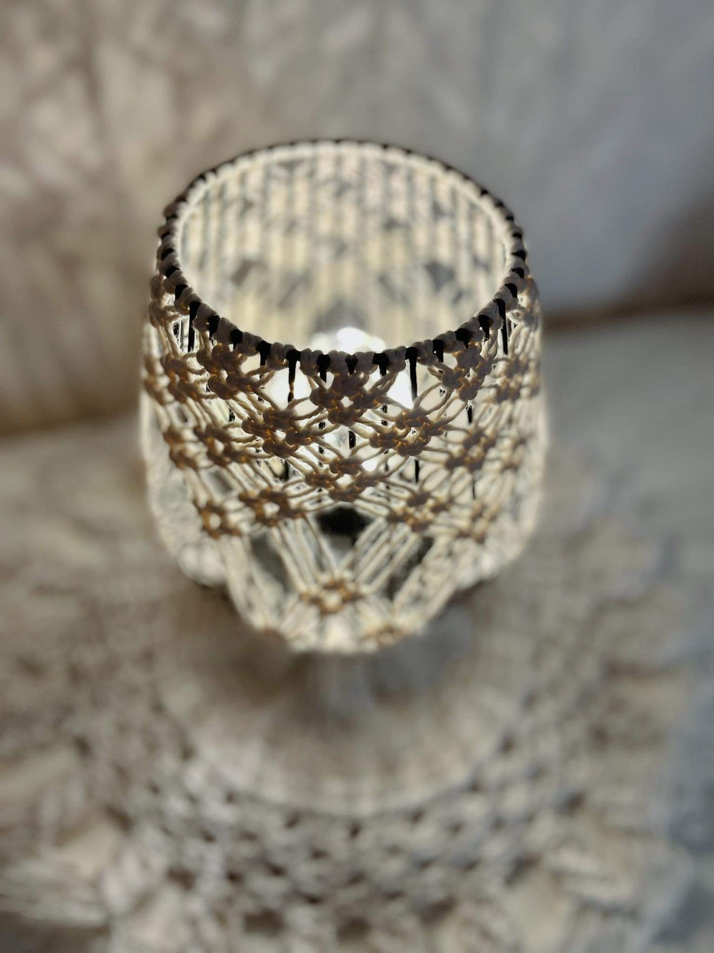 Macramé lamp