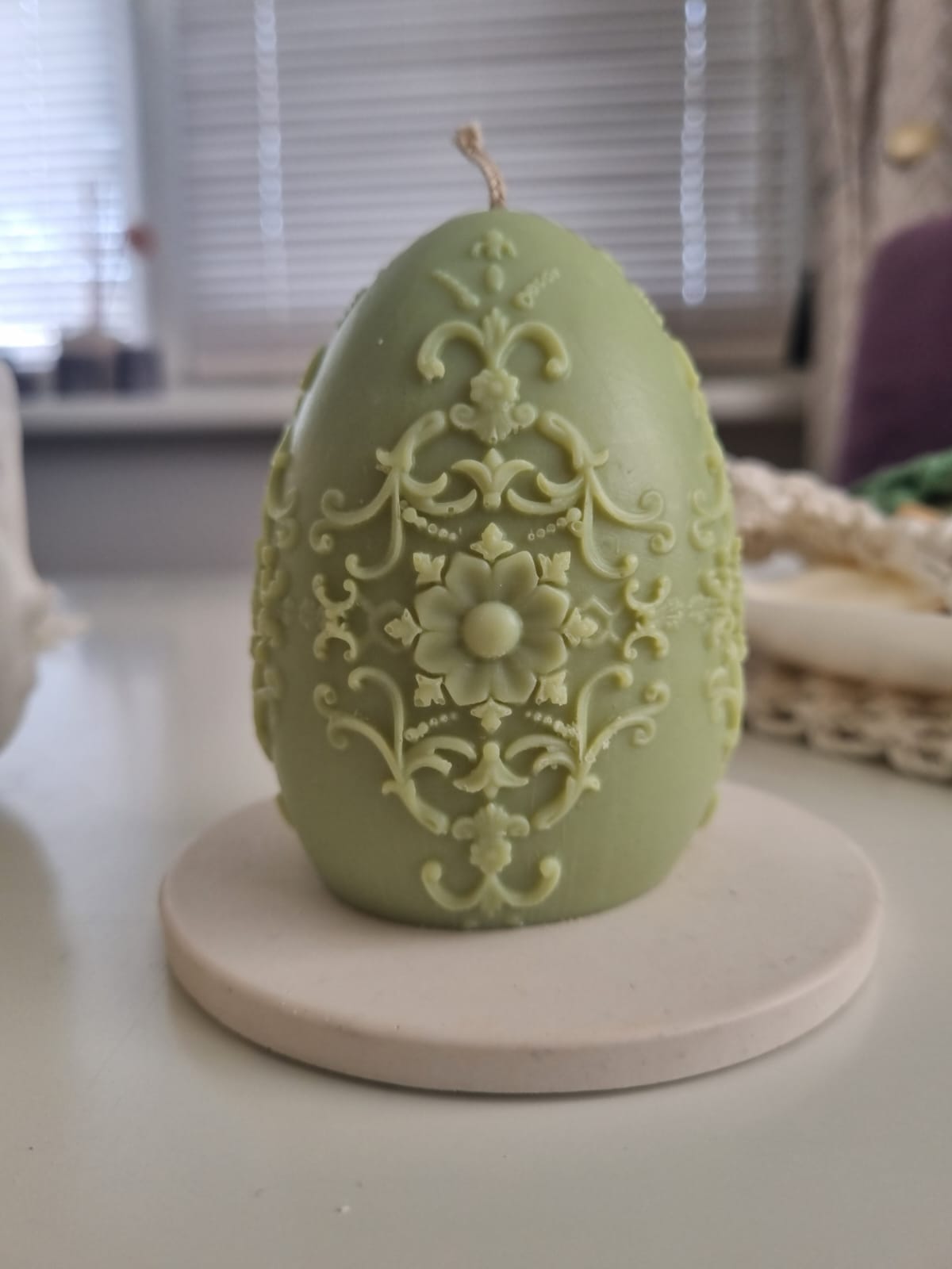 Easter egg candle