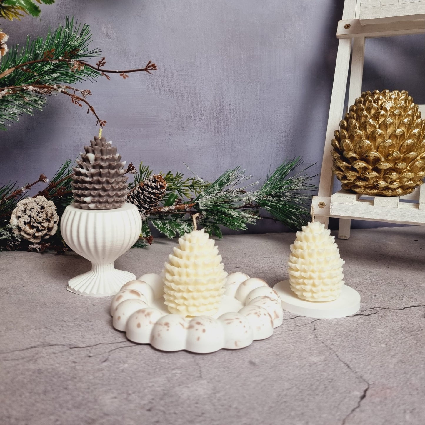 Pine cone candle