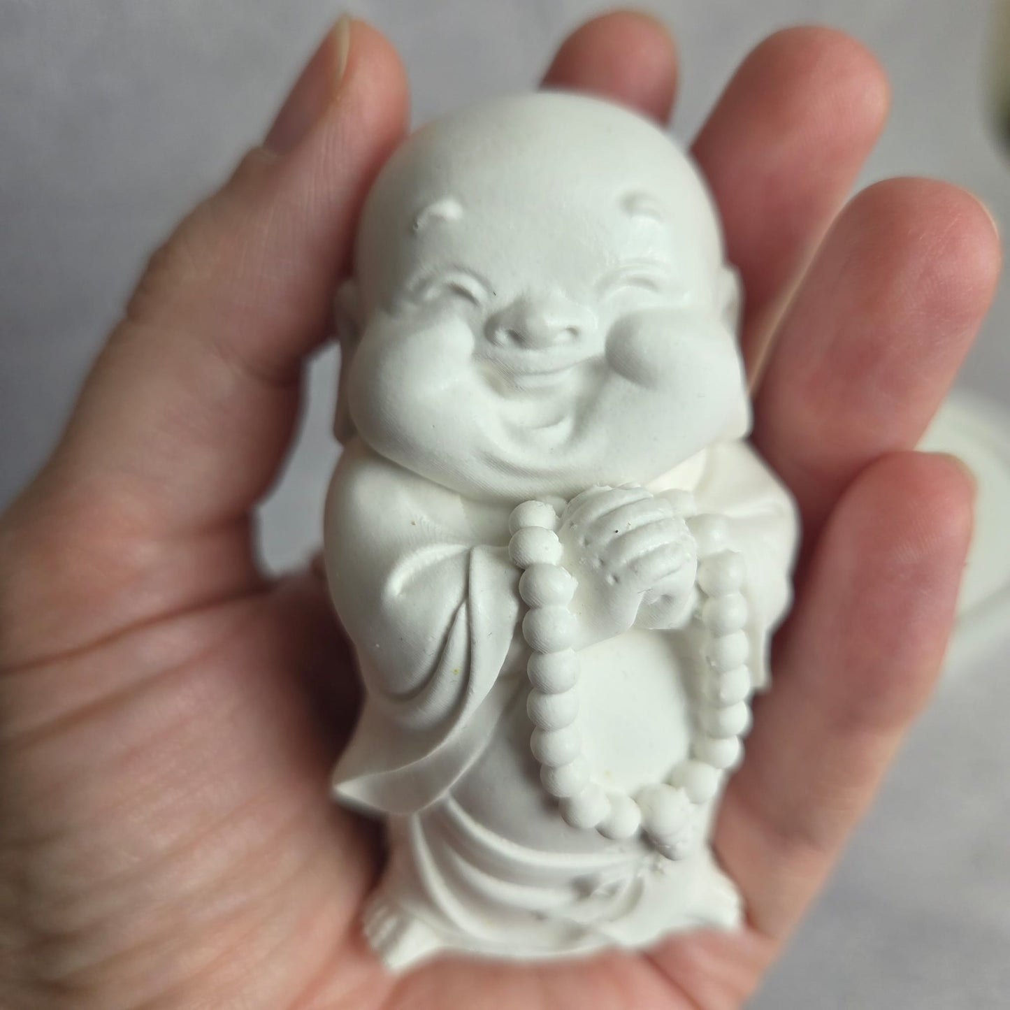 Besijuokiantis vienuolis