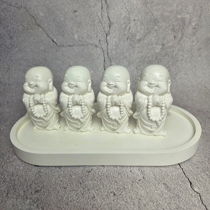 Besijuokiantis vienuolis