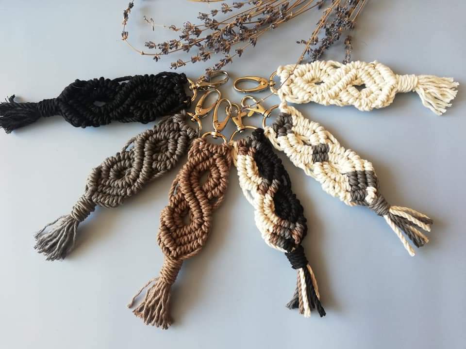 Macramé pendants